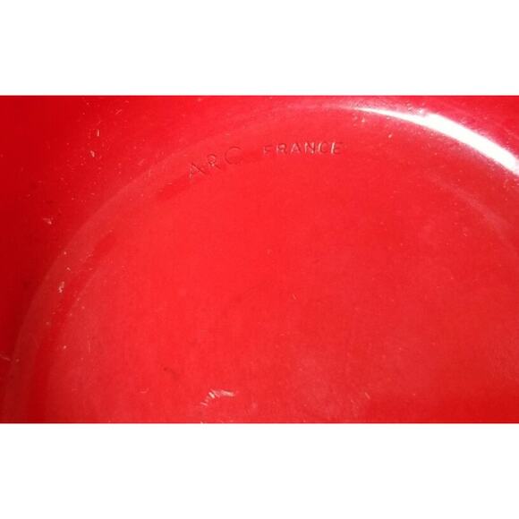 Vintage Red Glass West Cigarettes Ashtray 4" diameter Rare Find ARC France - Picture 5 of 7